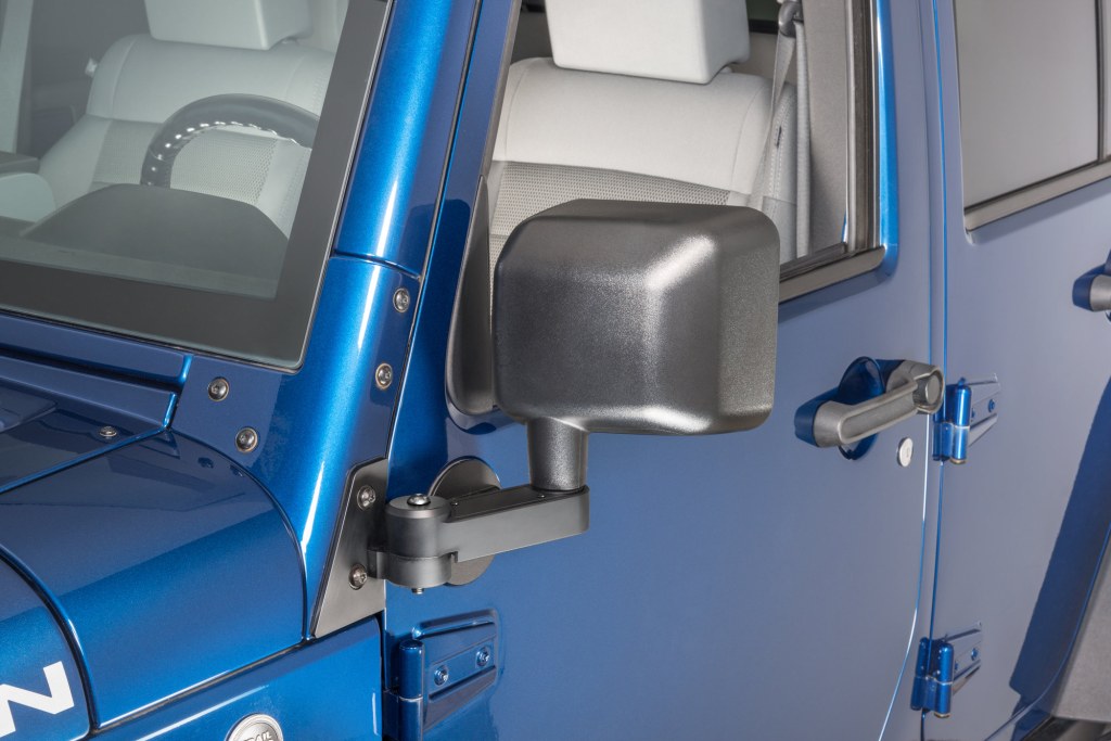 Picture of: Quadratec Automatic Billet Aluminum Mirror Movers for – Jeep Wrangler JK